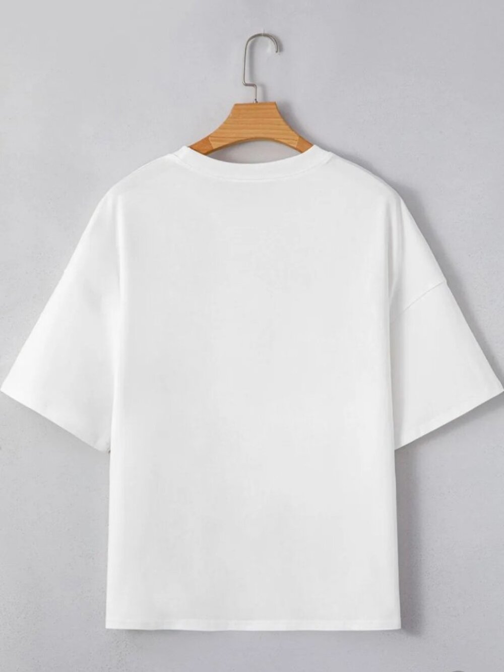 Star Patched Graphic Tee - Picture 4 of 6